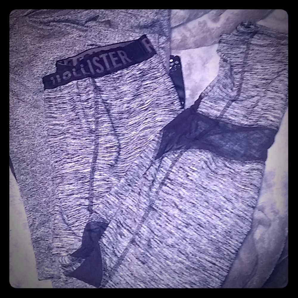 3 pairs of leggings 2 full last on cropped